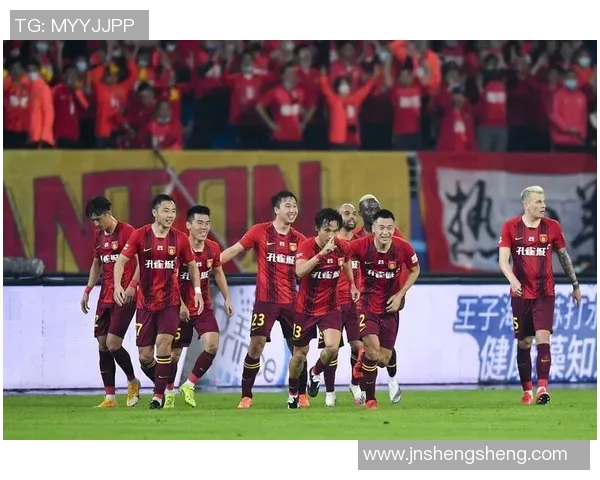 广州恒大与水原比赛结果揭晓双方激战成平局引发热议